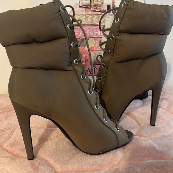 Green Ankle boots string up peep toe - Picture 8 of 8